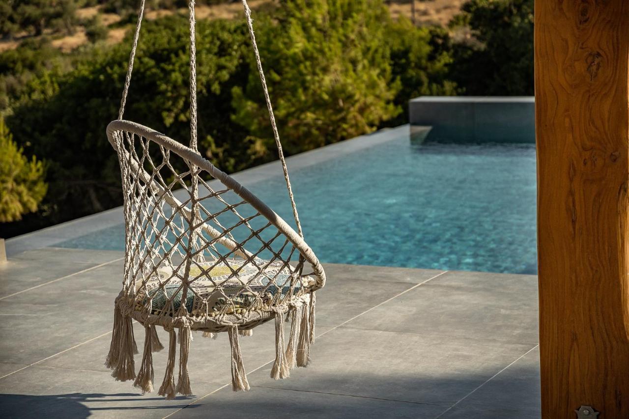 Gagouinos Cottage Korithion Ngoại thất bức ảnh