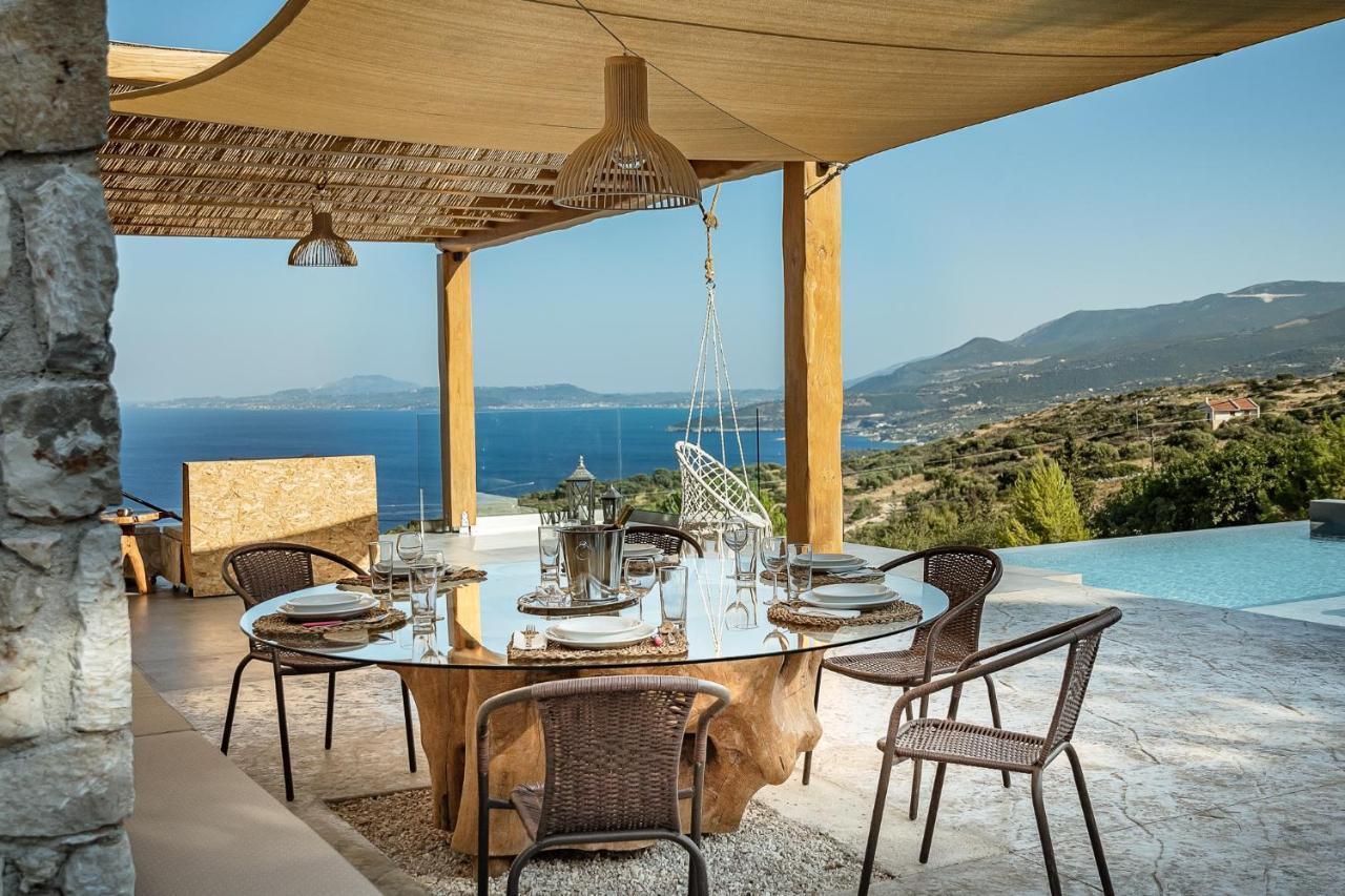Gagouinos Cottage Korithion Ngoại thất bức ảnh