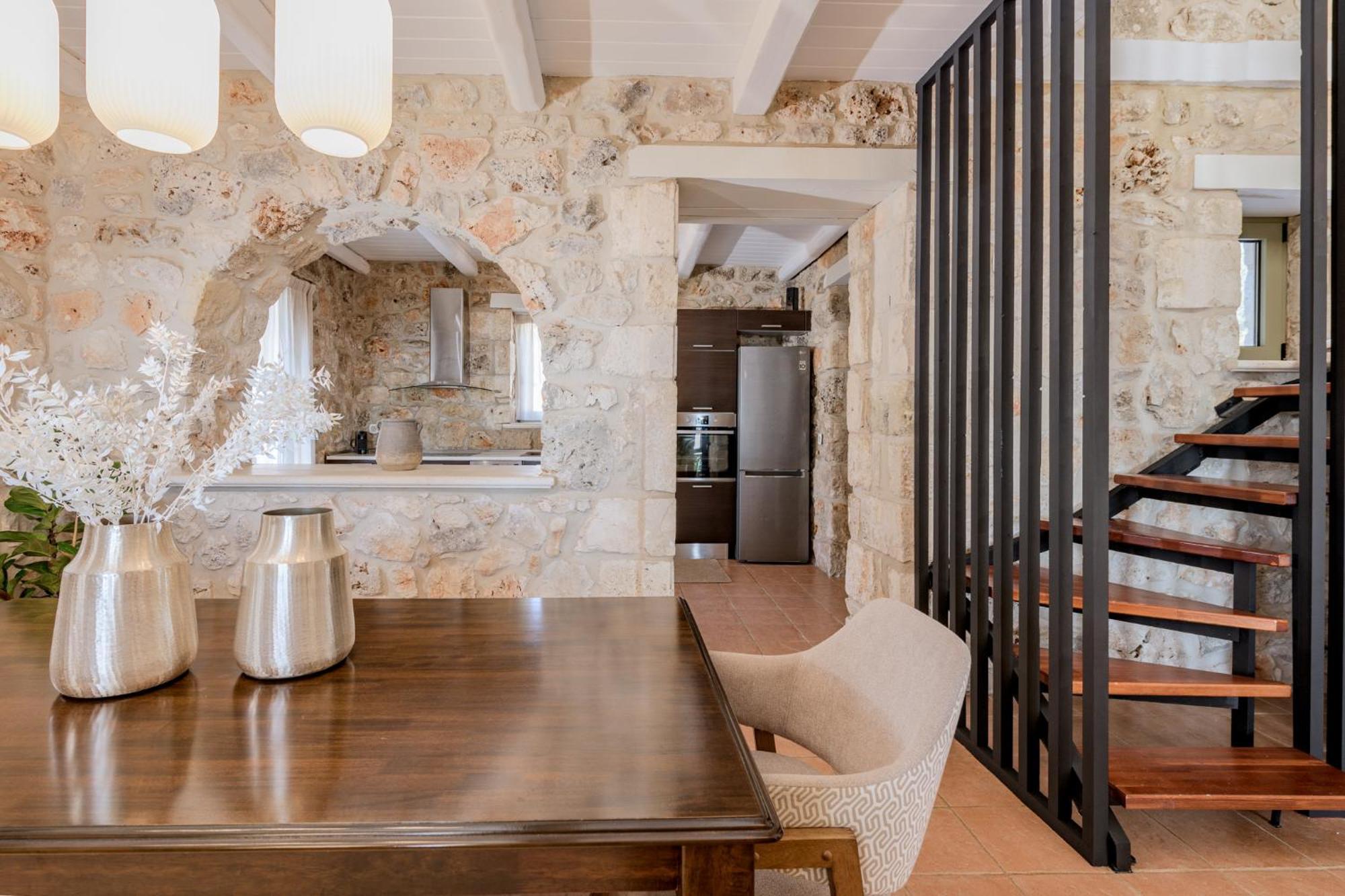 Gagouinos Cottage Korithion Ngoại thất bức ảnh